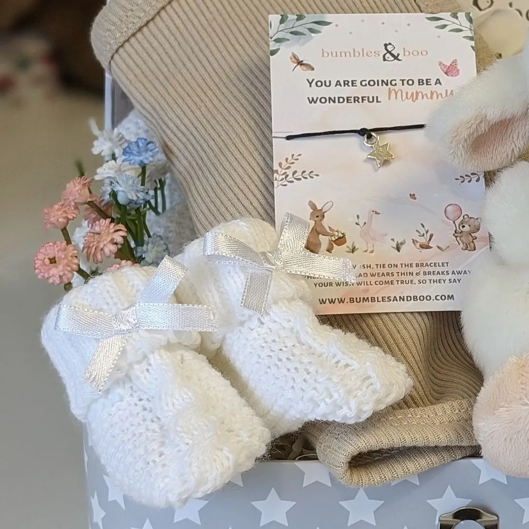 Baby Shower Gifts - Lullaby Lamb Hamper