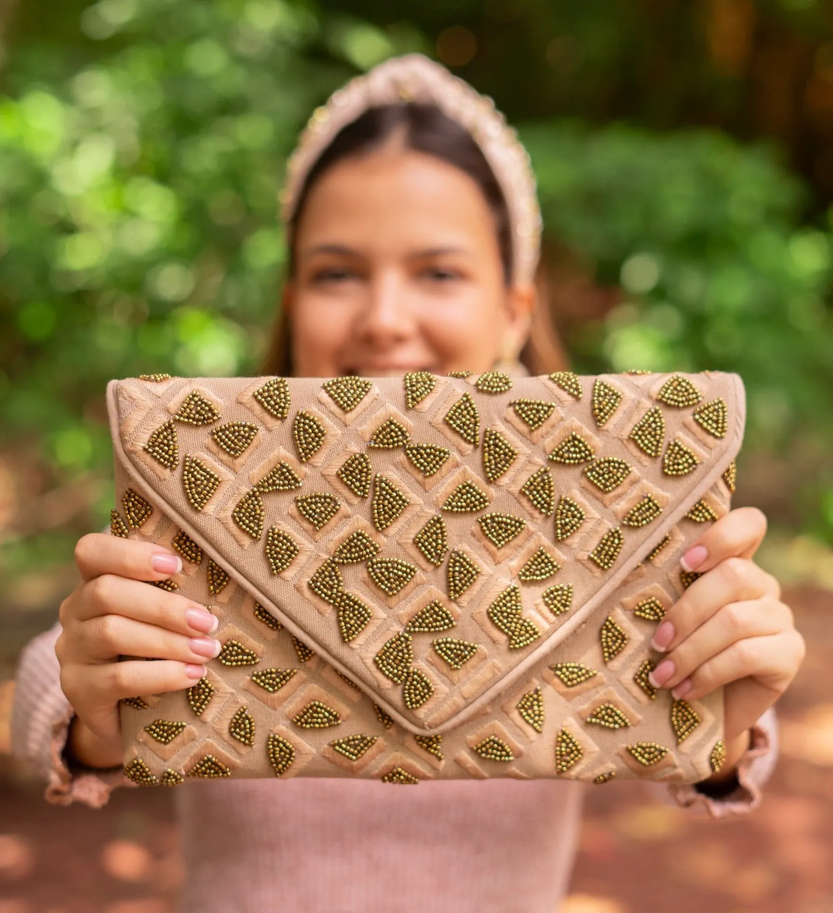 Beige Beaded Clutch Purse