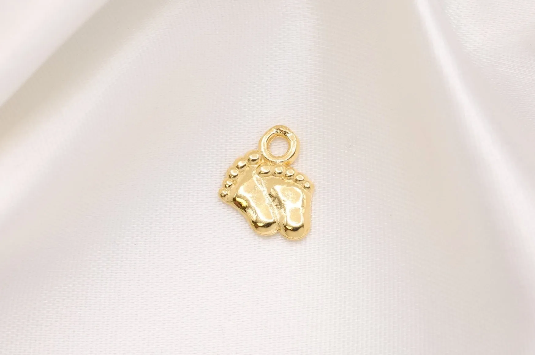 Gold Baby Feet Charm, 14K Solid Gold, Baby Footprint, Jewelry Making Charms