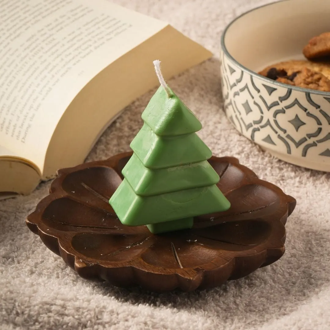 Green Christmas Tree Candle Set