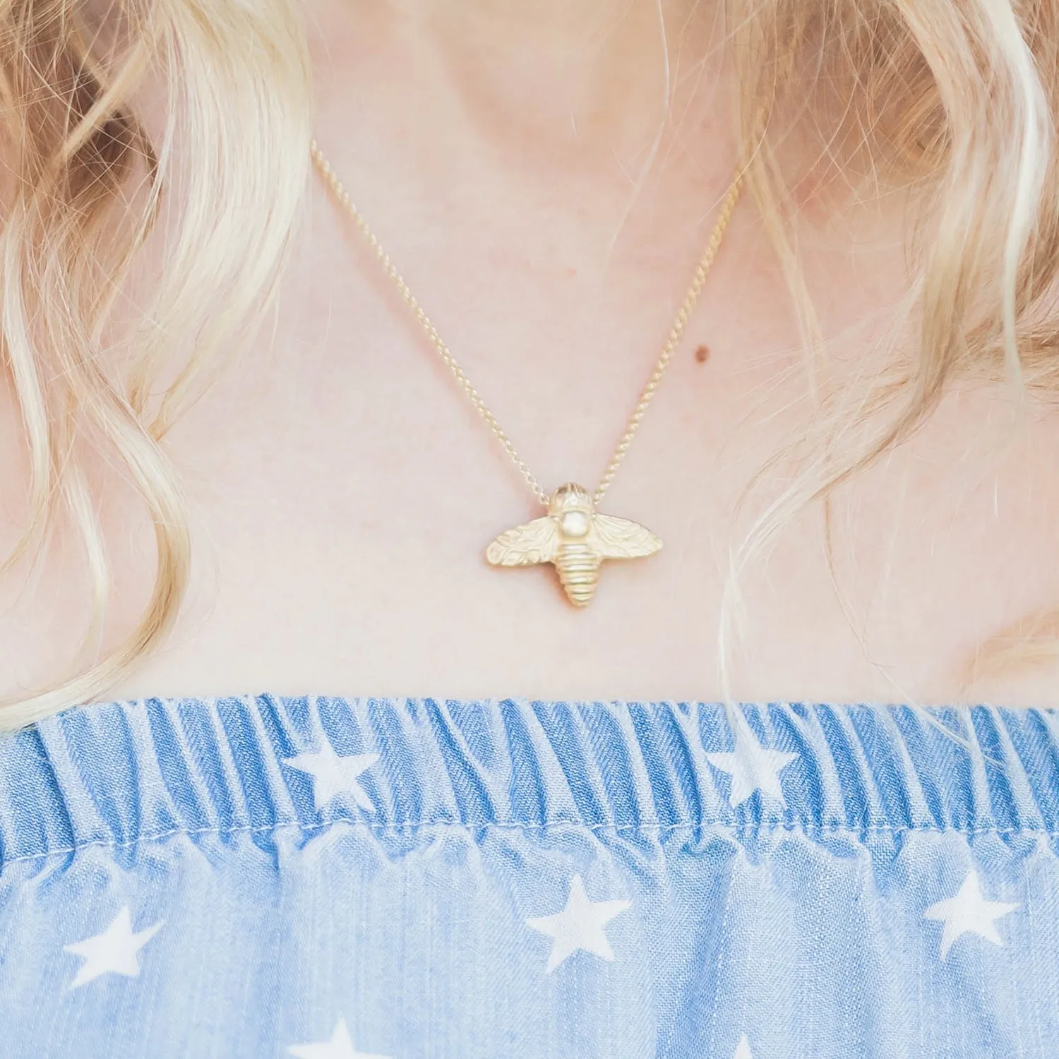 Happy Bee Necklace