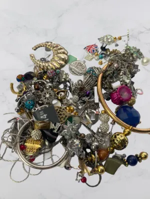 Misc. Lot of Jewelry Pieces