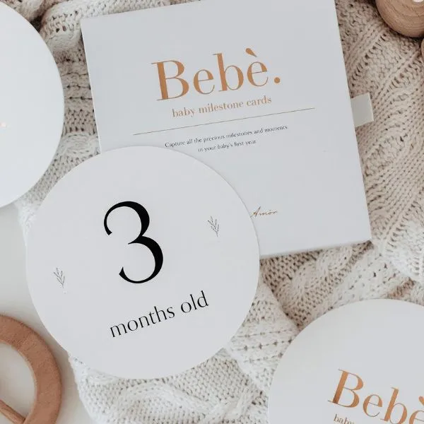 Truly Amor Bebé Baby Milestone Cards