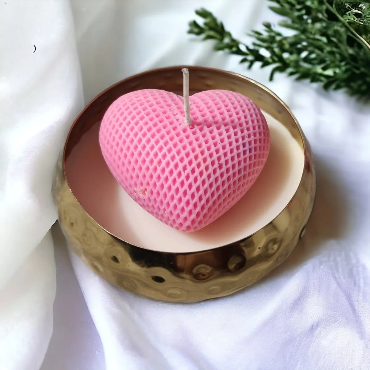 Urli Melting Heart Soy Wax Candle